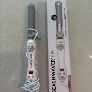 The Beachwaver Co. S1.25 Curling Iron - White and Gray(never used)